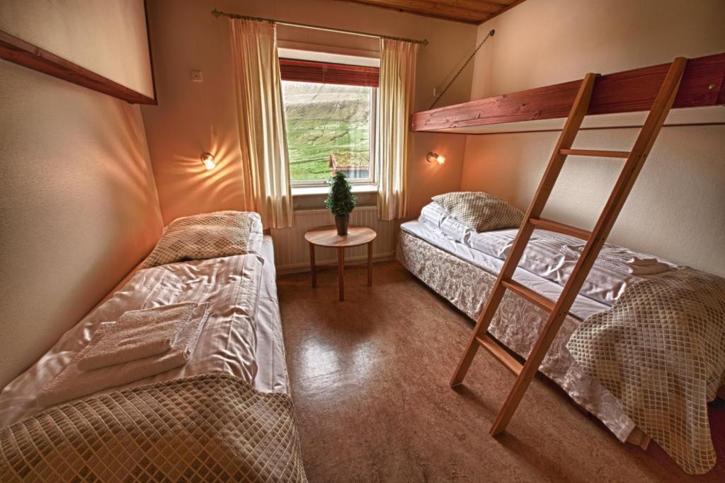 Gjaargardur Guesthouse Gjógv Habitación foto